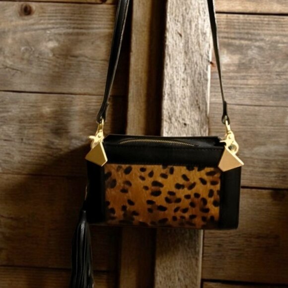 ICONIC REAL calf fur exotic look leather crossbody bag rich brushed gold EUC - Picture 1 of 10